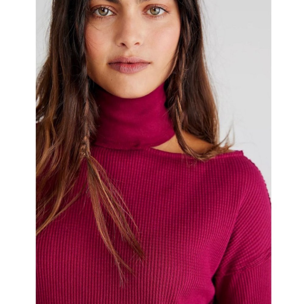 NEW Free People Just For You Cutout Shoulder Mock Neck Thermal Top Wine $98 S - Picture 3 of 11